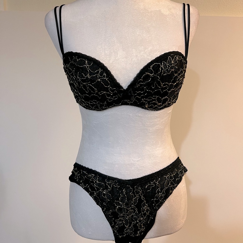 Vintage Victoria’s Secret GOLD LABEL “Patricia” bra